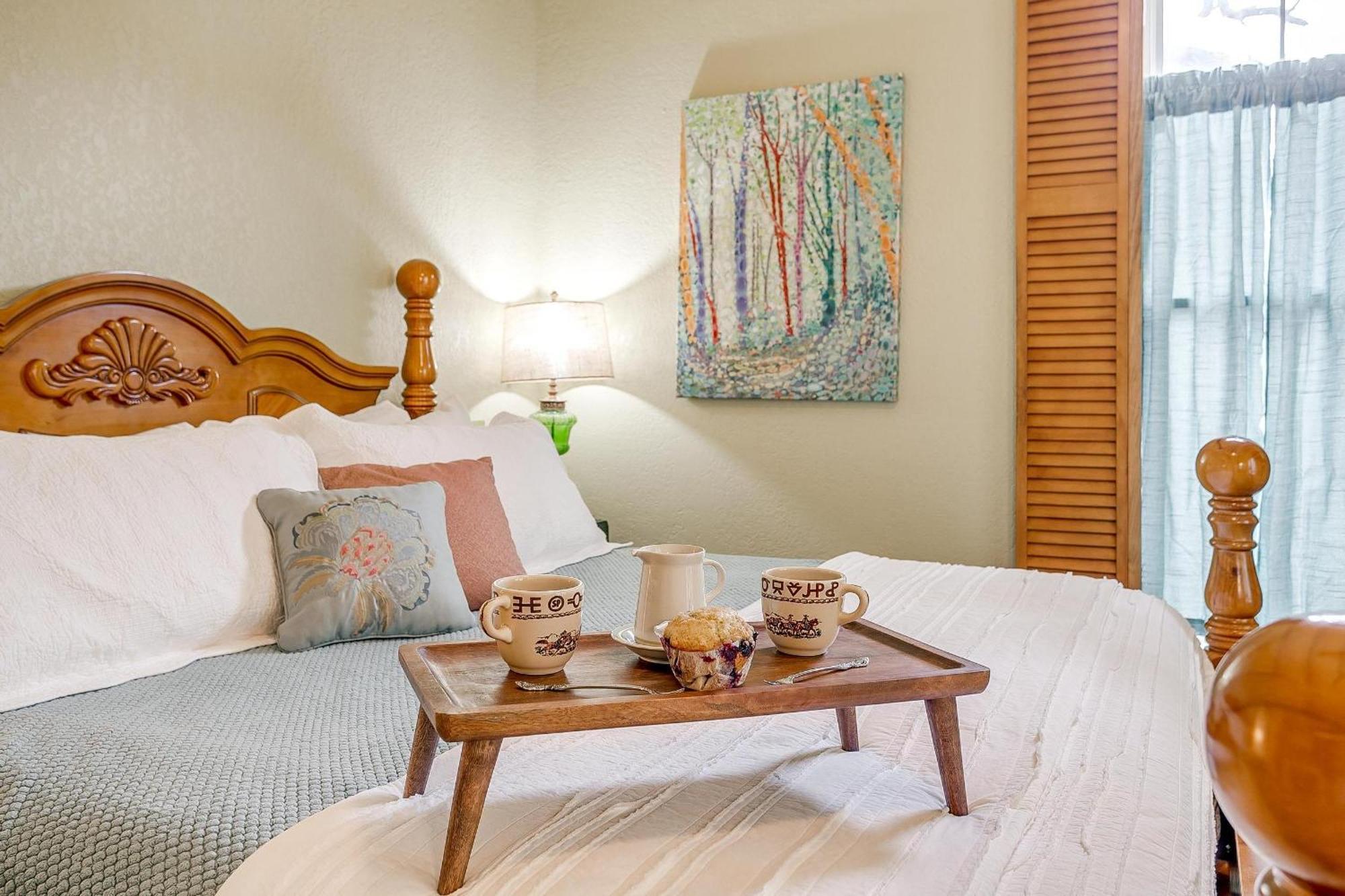 The Gallery House Boutique Hotel Stephenville Extérieur photo