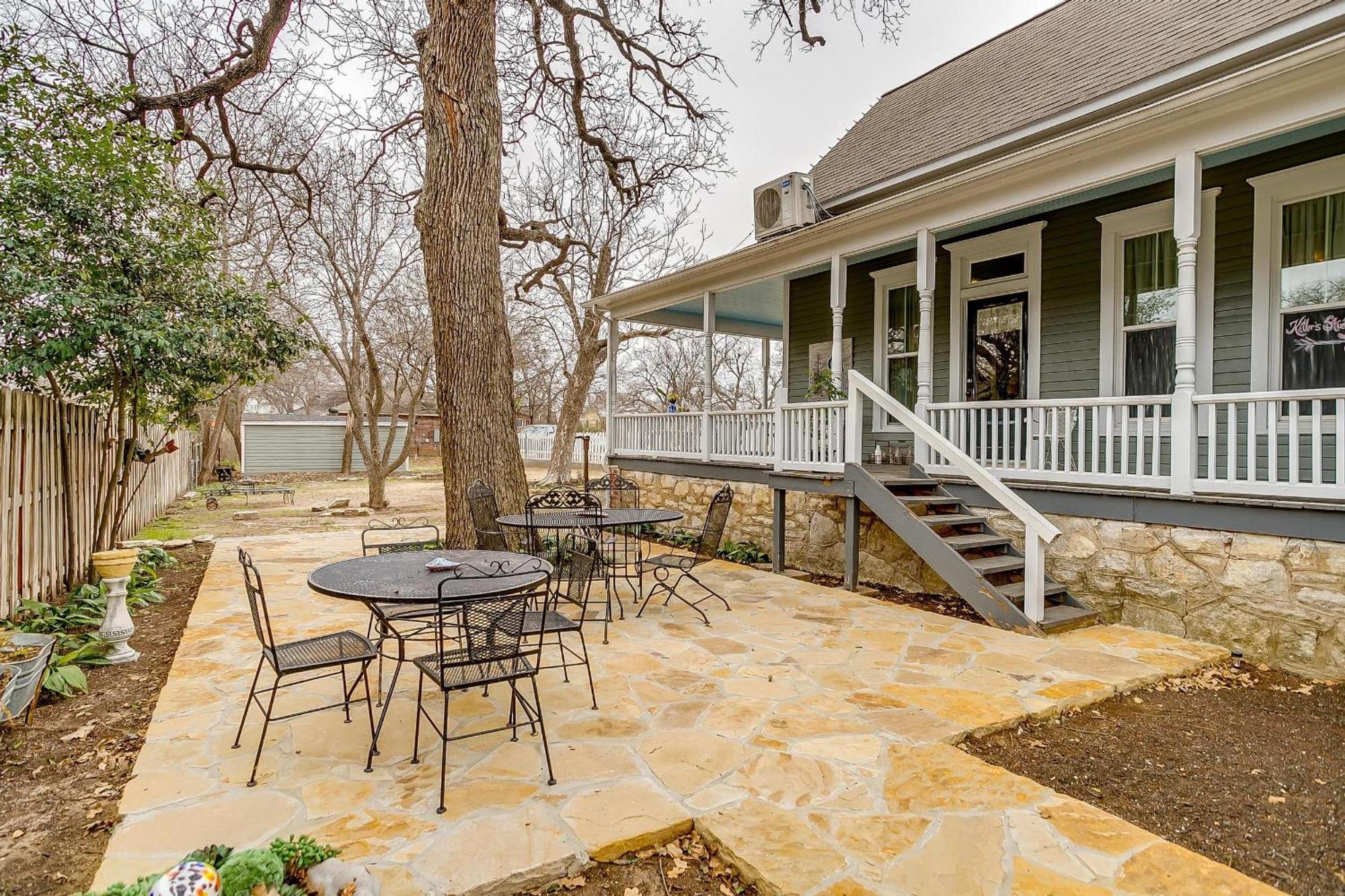 The Gallery House Boutique Hotel Stephenville Extérieur photo